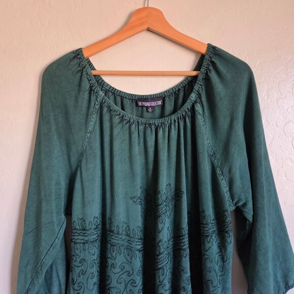 The Pyramid Collection Embroidered Tiered Flowy Tunic Top Green 1X Fairy Grunge - Picture 3 of 11